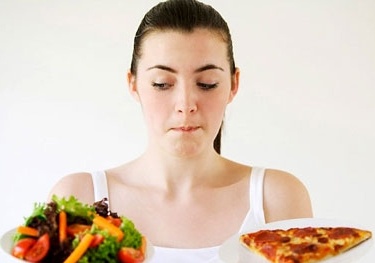 Tránh ăn gì vào buổi tối